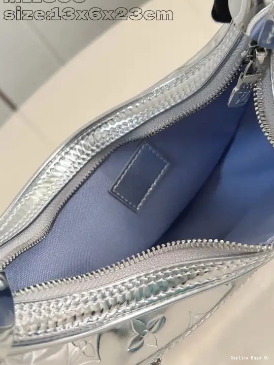Cheap LOUIS VUITTON LOOP-23*13*6CM 0702